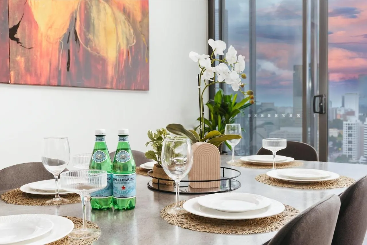 Multi Million River View 3Bd Penthouse At Southbank Brisbane