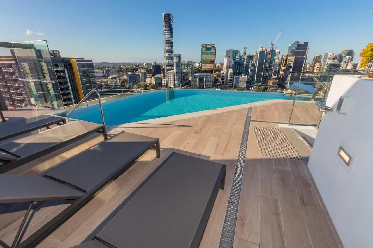 Multi Million River View 3Bd Penthouse At Southbank Brisbane